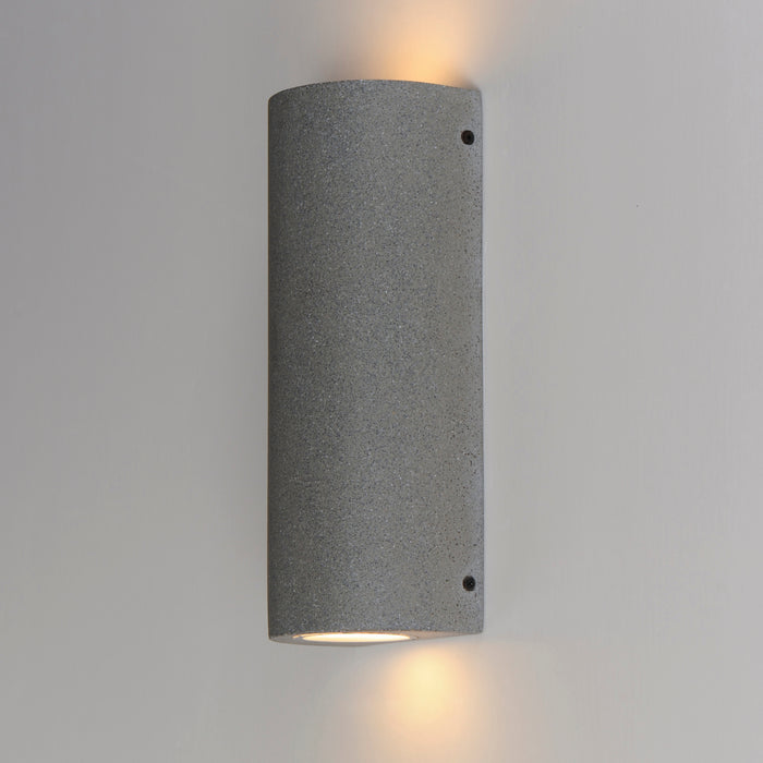ET2 Pilar 2-Light LED Outdoor Wall Sconce - Cylinder Model: E14373-GSN
