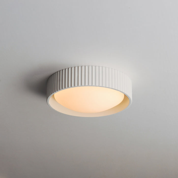 ET2 Souffle 10 LED Flush Mount Model: E25050-CHK