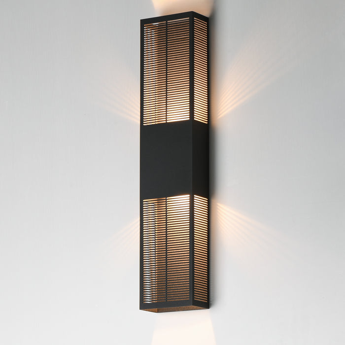 ET2 Grate 30 LED Outdoor Wall Sconce Model: E30395-BK