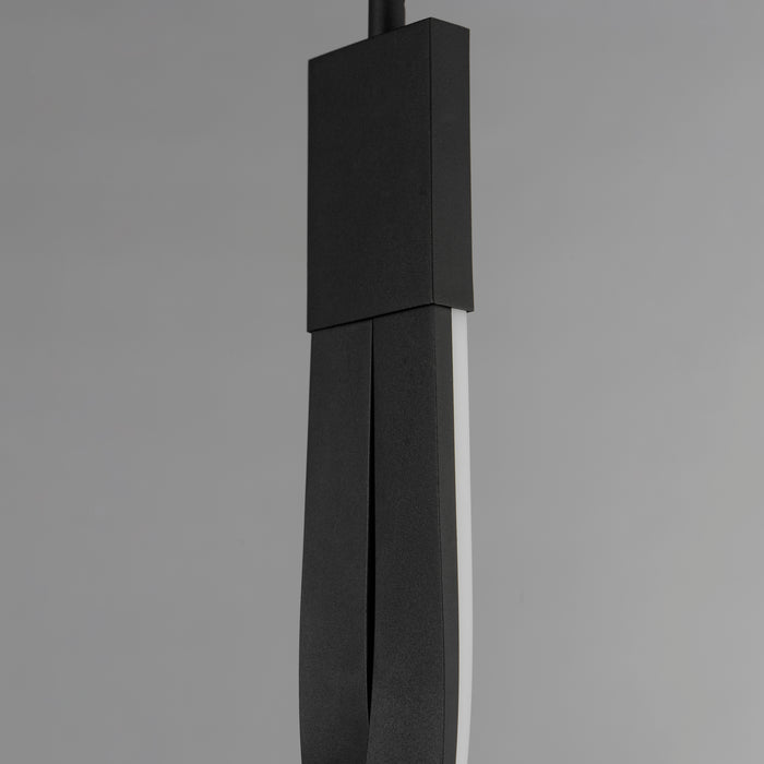 ET2 Serpentine LED Pendant Model: E30662-BK