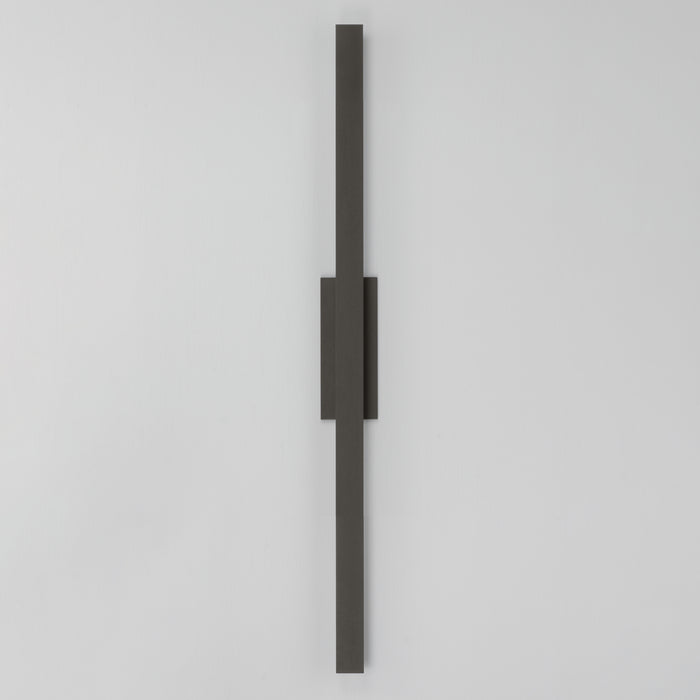 ET2 Alumilux: SideLine 51 LED Outdoor Wall Sconce Model: E42364-ABZ