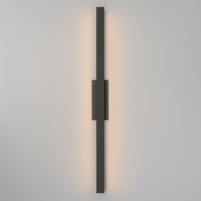 ET2 Alumilux: SideLine 51 LED Outdoor Wall Sconce Model: E42364-ABZ