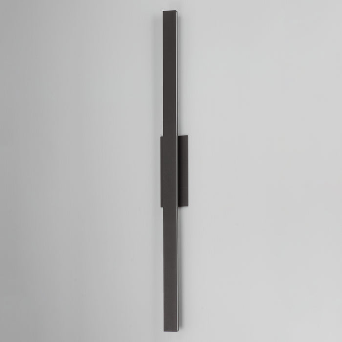ET2 Alumilux: SideLine 51 LED Outdoor Wall Sconce Model: E42364-ABZ