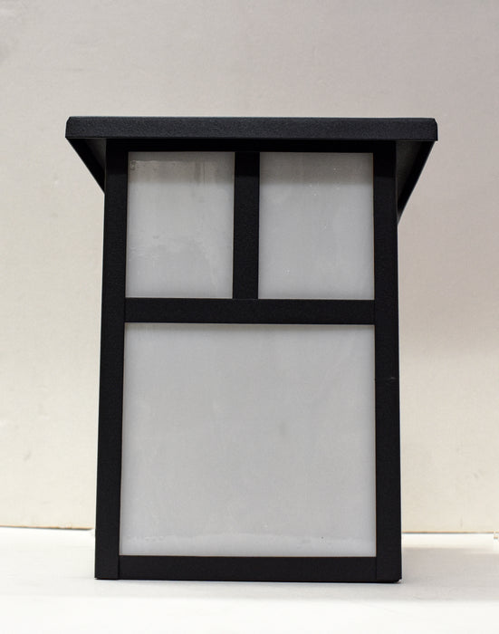 Maxim Coldwater 1-Light Outdoor Wall Lantern Model: 4050WTBK