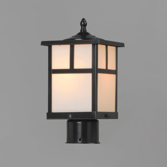 Maxim Coldwater 1-Light Outdoor Pole/Post Lantern Model: 4055WTBK