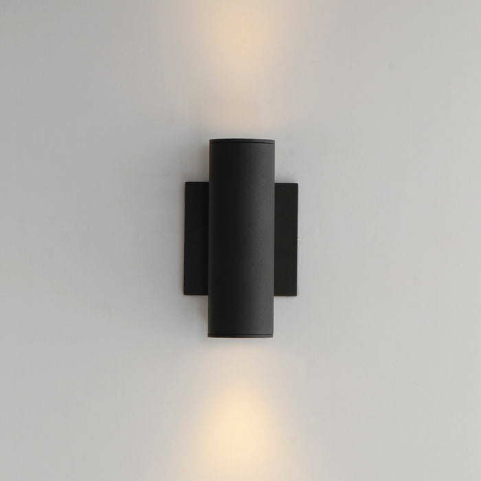 Maxim Calibro 7.5 LED Outdoor Sconce Model: 86431BK