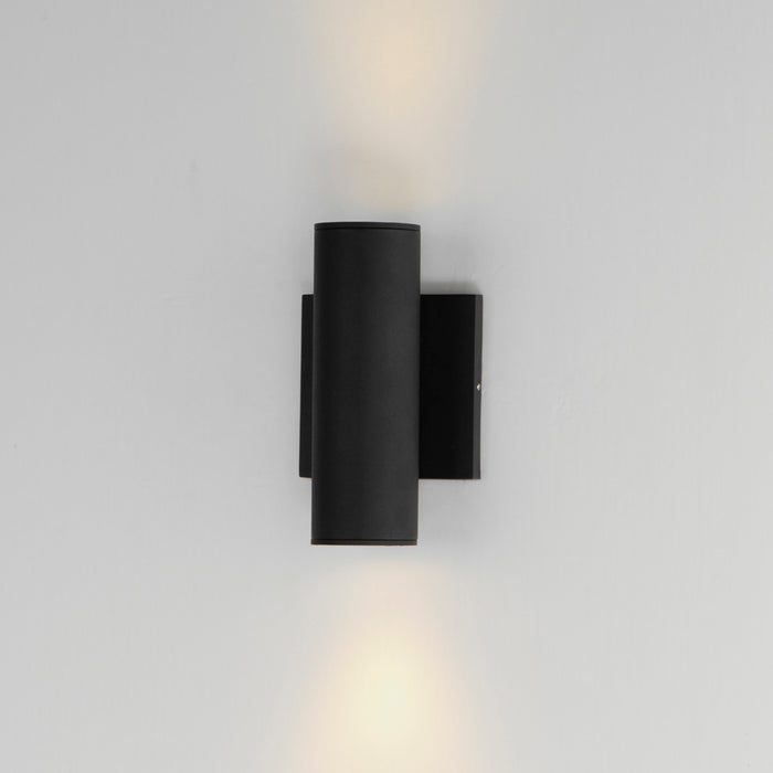 Maxim Calibro 7.5 LED Outdoor Sconce Model: 86431BK