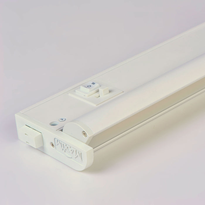 Maxim CounterMax 5K 30 2700-5000K LED Under Cabinet Model: 89866WT