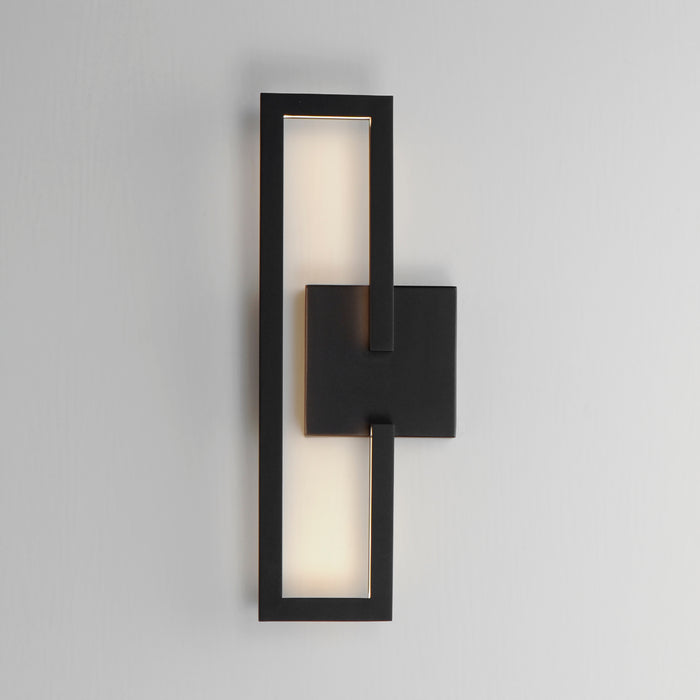 ET2 Penrose 18 LED Sconce Model: E21260-BK