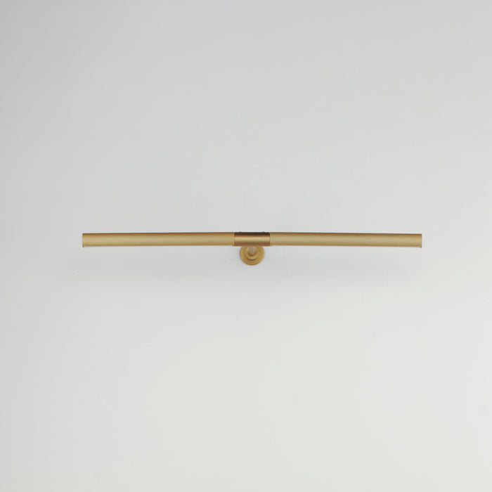ET2 Dorian  24 Picture Light Model: E21353-GLD