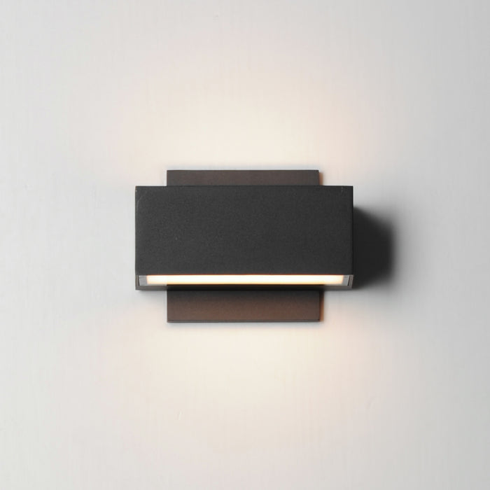 ET2 Blok 6.75 LED Outdoor Wall Sconce Model: E23217-BK