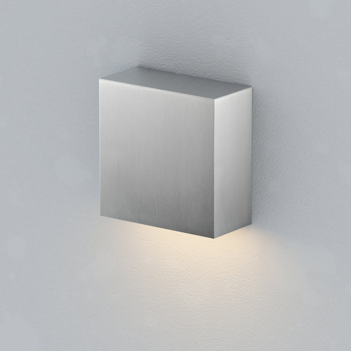 ET2 Cubed 5.5 LED Outdoor Sconce Model: E23222-SA