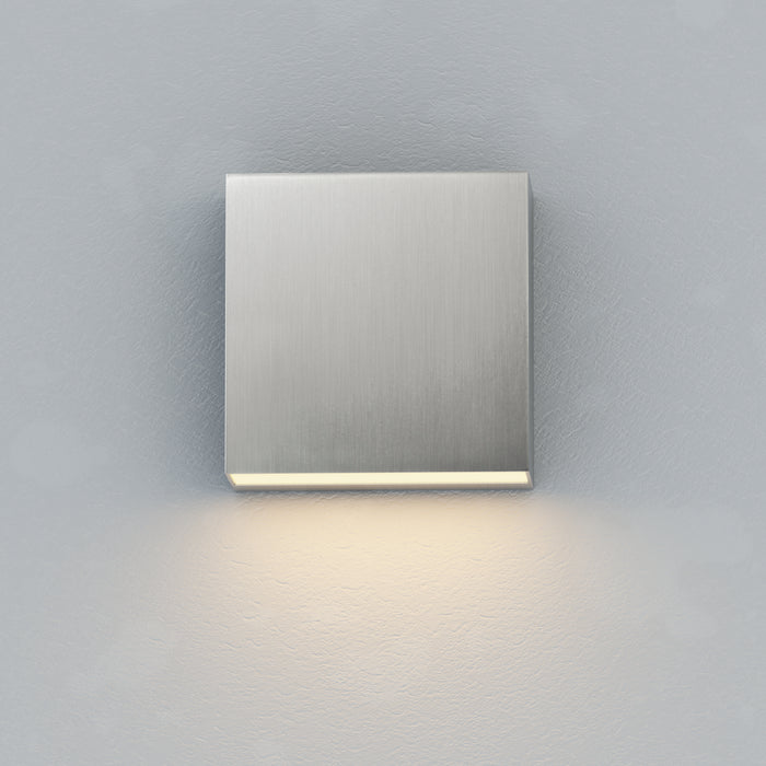 ET2 Cubed 5.5 LED Outdoor Sconce Model: E23222-SA