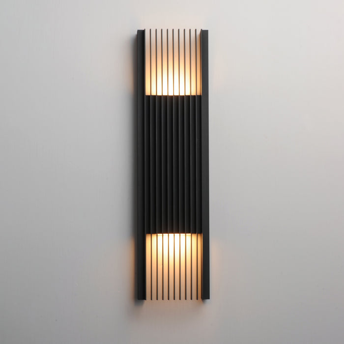 ET2 Rampart XL LED Outdoor Wall Sconce Model: E30118-BK