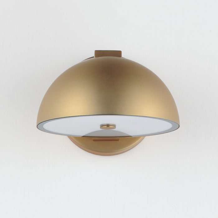 ET2 Cauldron 7 LED Wall Sconce Model: E30245-GLD