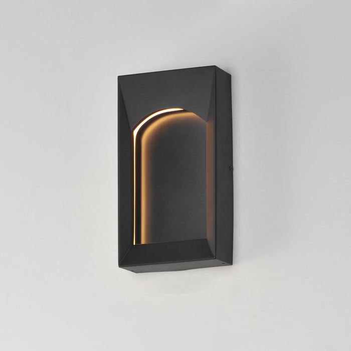 ET2 Brasilia Small LED Outdoor Sconce Model: E30271-BK