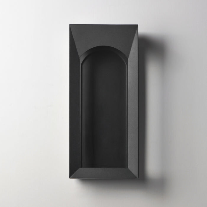 ET2 Brasilia Large LED Outdoor Sconce Model: E30275-BK