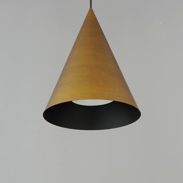 ET2 Pitch 14 LED Pendant Model: E34501-AB