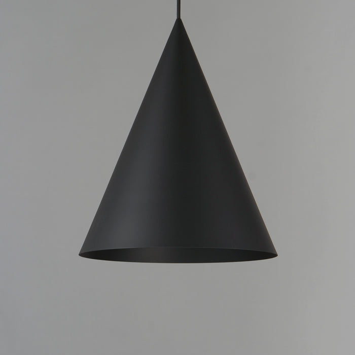 ET2 Pitch 14 LED Pendant Model: E34501-BK