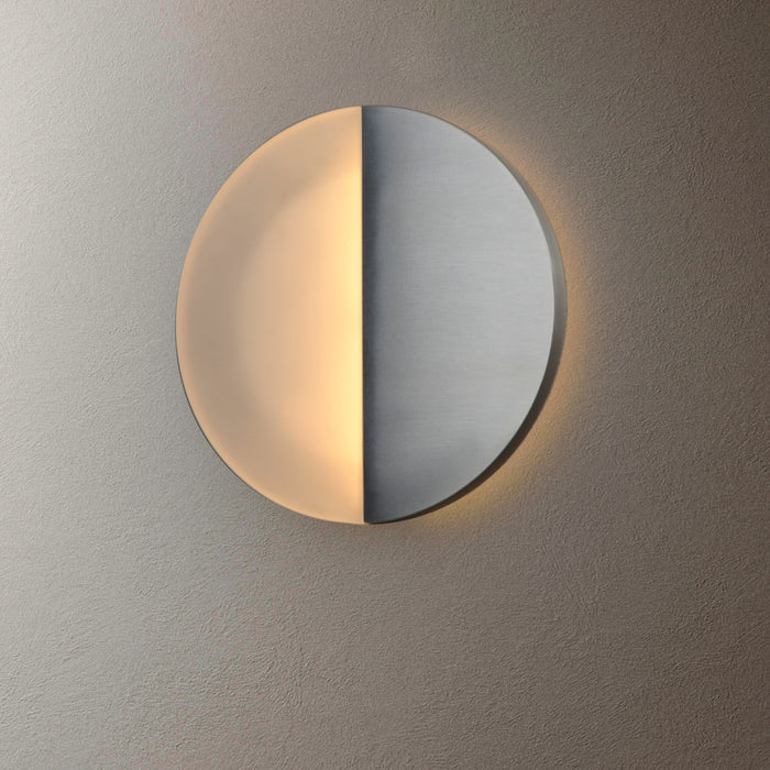 ET2 Alumilux: Glow LED Outdoor Wall Sconce Model: E41280-SA