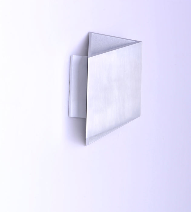 ET2 Alumilux: Facet LED Outdoor Wall Sconce Model: E41373-SA