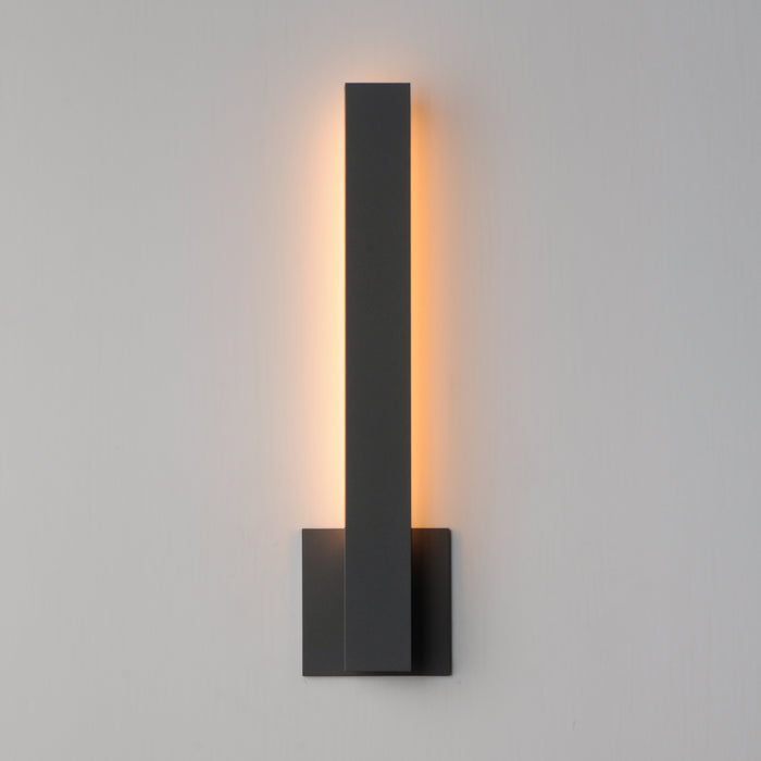 ET2 Alumilux: Line 5CCT 18 LED Outdoor Wall Sconce Model: E42341-ABZ