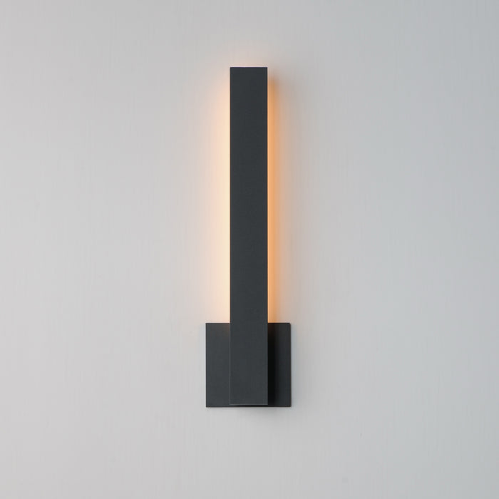 ET2 Alumilux: Line 5CCT 18 LED Outdoor Wall Sconce Model: E42341-BK