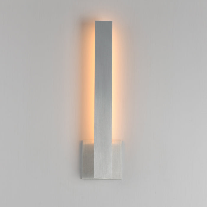 ET2 Alumilux: Line 5CCT 18 LED Outdoor Wall Sconce Model: E42341-SA