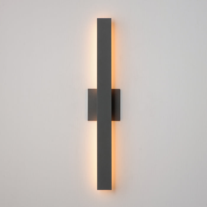 ET2 Alumilux: Line 5CCT 24 LED Outdoor Wall Sconce Model: E42342-ABZ