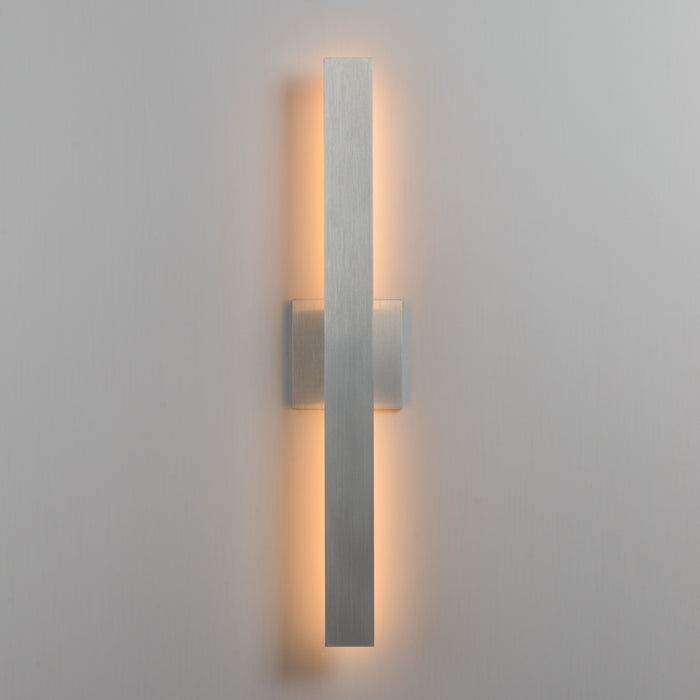 ET2 Alumilux: Line 5CCT 24 LED Outdoor Wall Sconce Model: E42342-SA