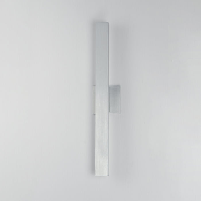 ET2 Alumilux: Line 5CCT 24 LED Outdoor Wall Sconce Model: E42342-SA