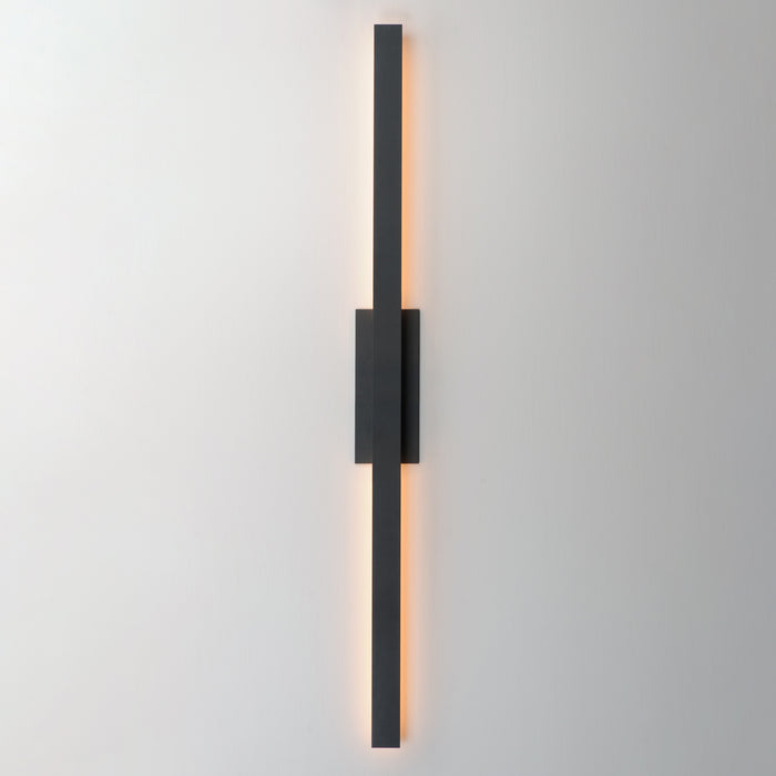 ET2 Alumilux: Line 5CCT 51 LED Outdoor Wall Sconce Model: E42344-BK