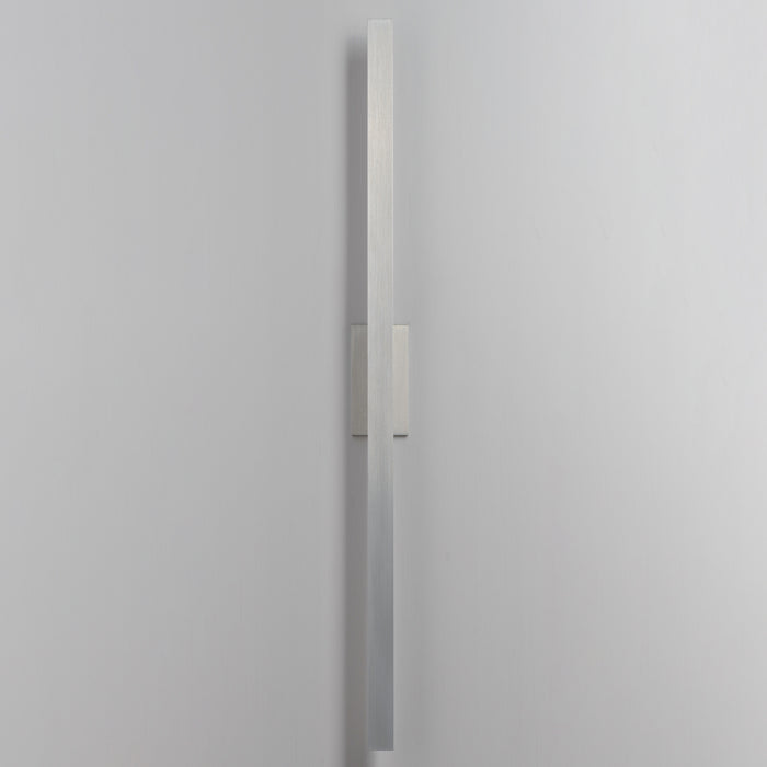 ET2 Alumilux: Line 5CCT 96 LED Outdoor Wall Sconce Model: E42348-SA