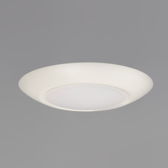 Maxim Diverse 7.5 LED Flush Mount 2700K Non-T24 Model: 57612WTWT