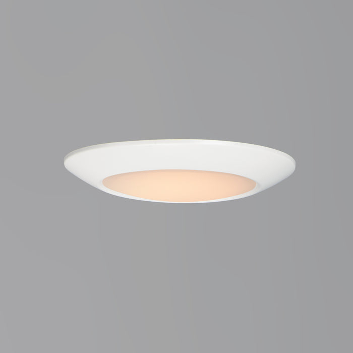 Maxim Diverse 6.25 LED Flush Mount 2700K Model: 57631WTWT