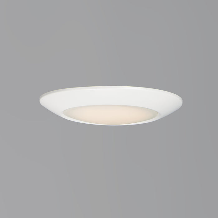 Maxim Diverse 6.25 LED Flush Mount 4000K Model: 57636WTWT