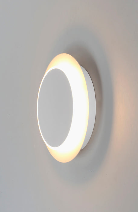 ET2 Revolver LED Flush Mount / Wall Sconce Model: E20090-MW