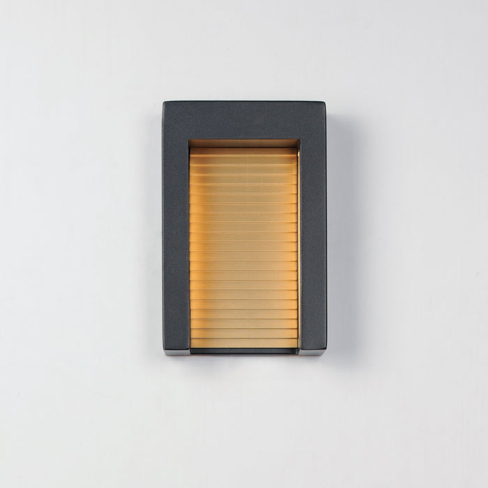 ET2 Alcove Small LED Outdoor Wall Sconce Model: E30102-BKGLD