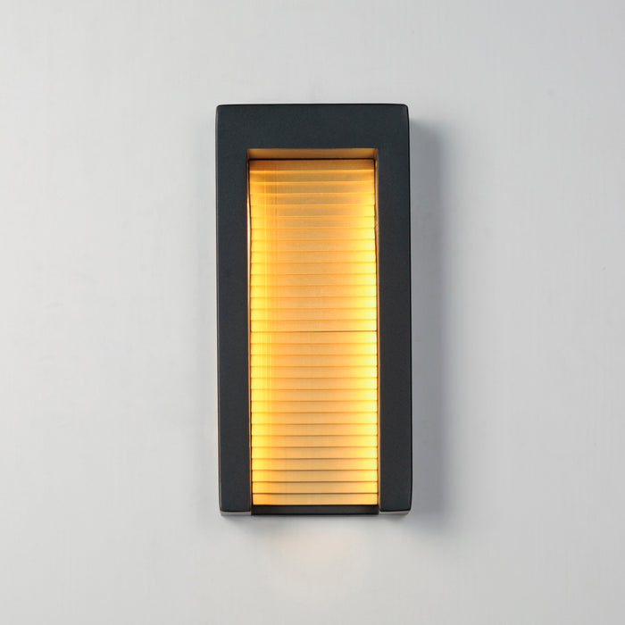 ET2 Alcove Medium LED Outdoor Wall Sconce Model: E30104-BKGLD