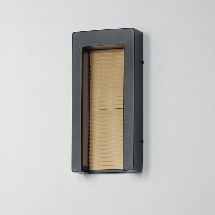 ET2 Alcove Medium LED Outdoor Wall Sconce Model: E30104-BKGLD