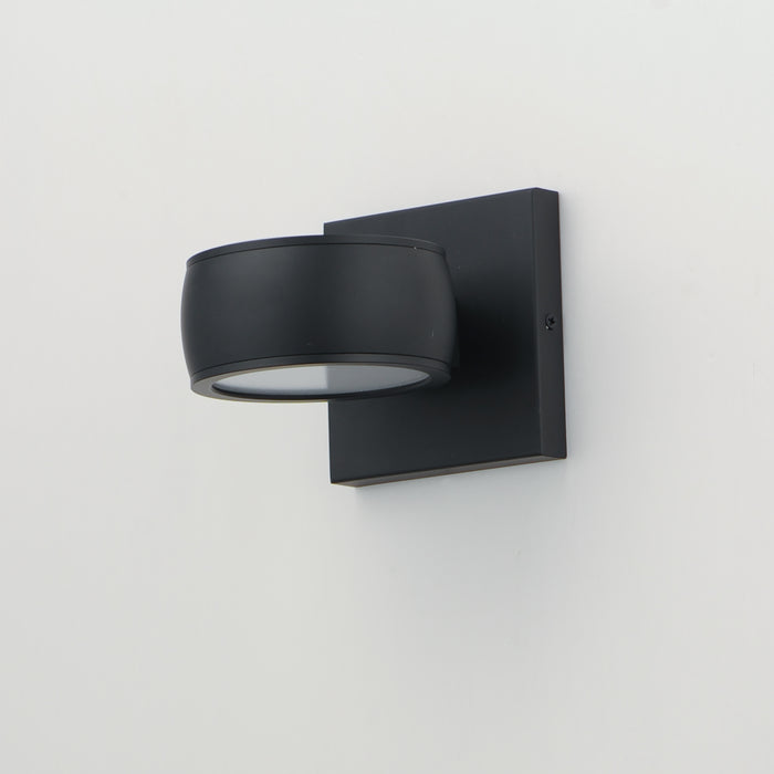 ET2 Modular 1-Light LED Outdoor Wall Sconce Model: E30160-BK