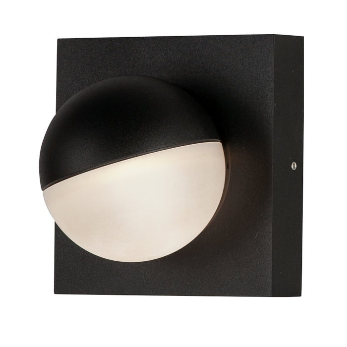 ET2 Alumilux: Majik LED Wall Sconce Model: E41326-BK