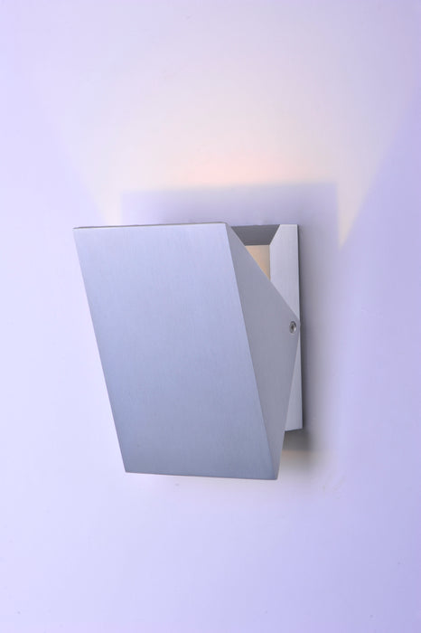 ET2 Alumilux: Tilt LED Outdoor Wall Sconce Model: E41333-SA