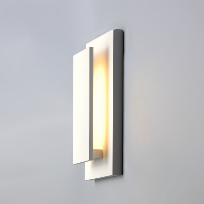 ET2 Alumilux: Piso LED Outdoor Wall Sconce Model: E41335-WT