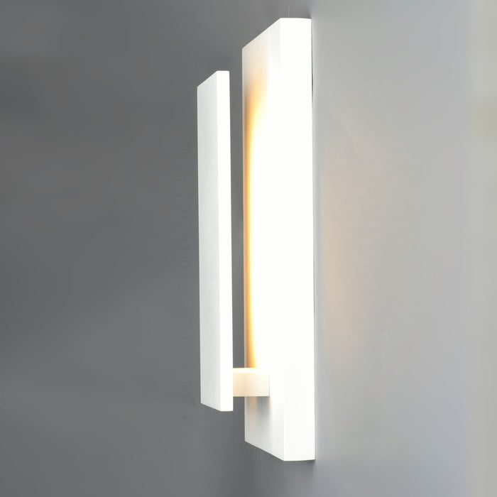 ET2 Alumilux: Piso LED Outdoor Wall Sconce Model: E41335-WT