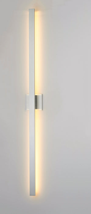 ET2 Alumilux: Line 51 LED Outdoor Wall Sconce Model: E41344-SA