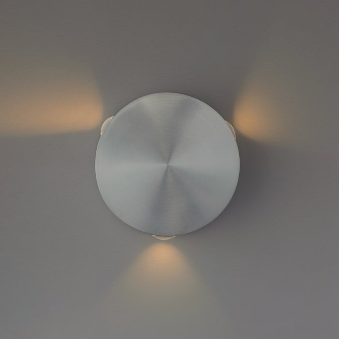 ET2 Alumilux: Glint LED Outdoor Wall Sconce Model: E41544-SA