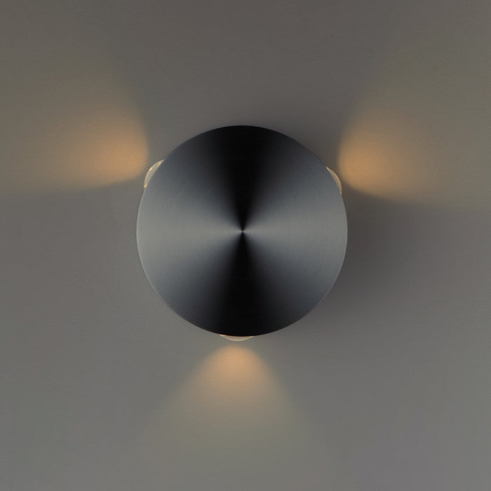 ET2 Alumilux: Glint LED Outdoor Wall Sconce Model: E41544-SA