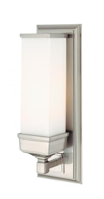 Hudson Valley Everett 1 Light Wall Sconce Model: 471-AGB