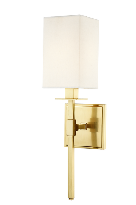 Hudson Valley Taunton 1 Light Wall Sconce Model: 4400-AGB